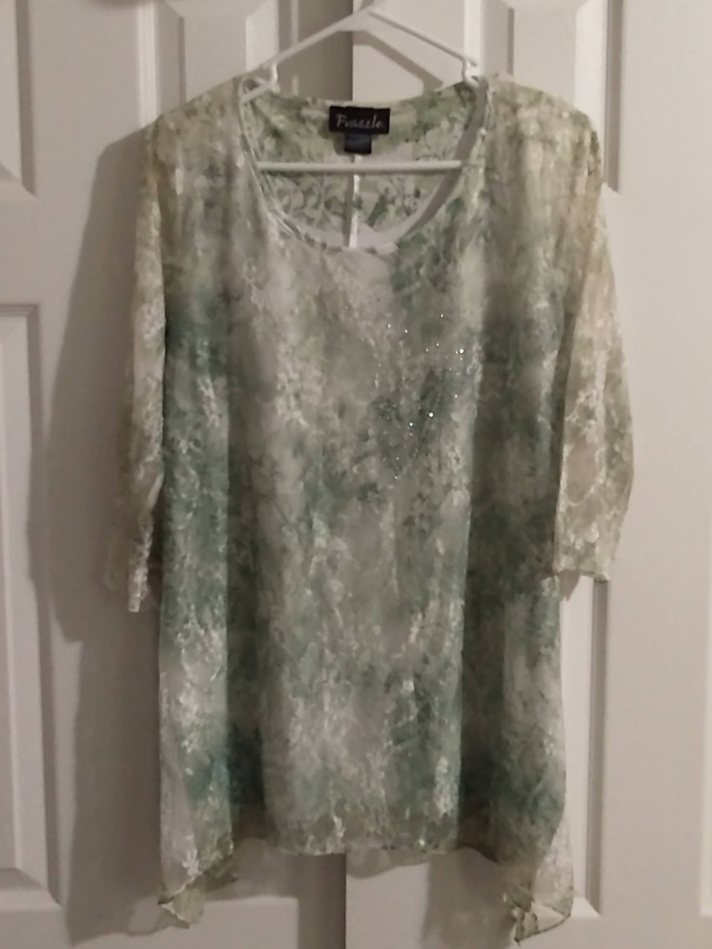 Nice Frazzle Blouse Size Medium